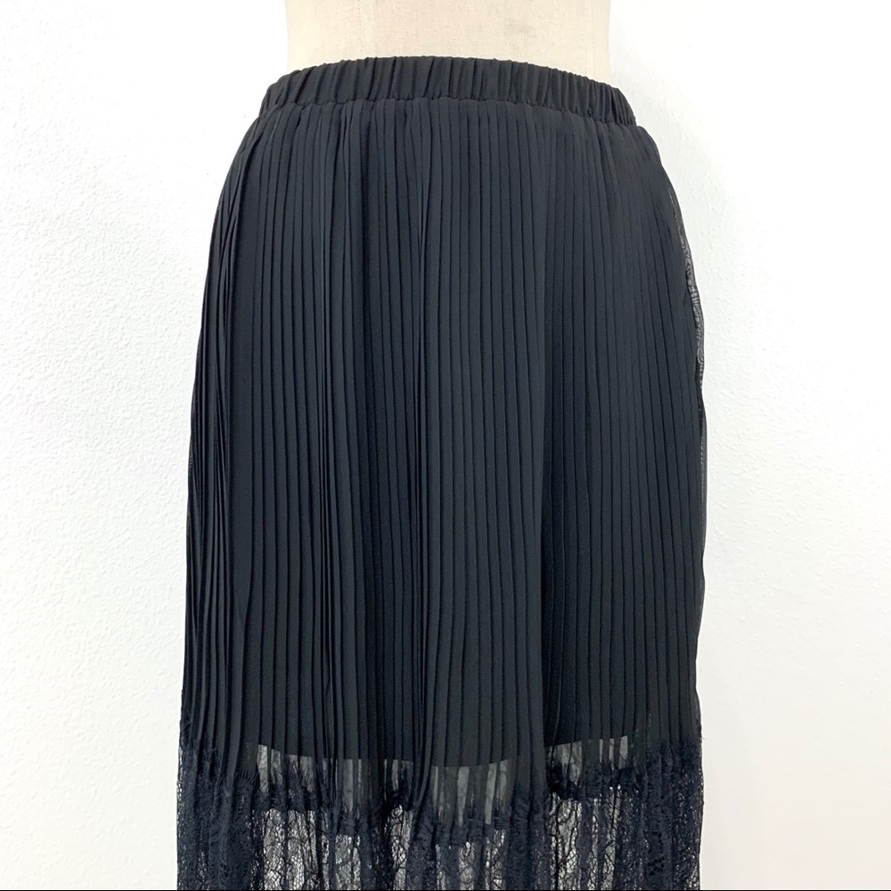 Mai Tai- Black Lace Pleat Midi Skirt Size Med - Picture 2 of 6